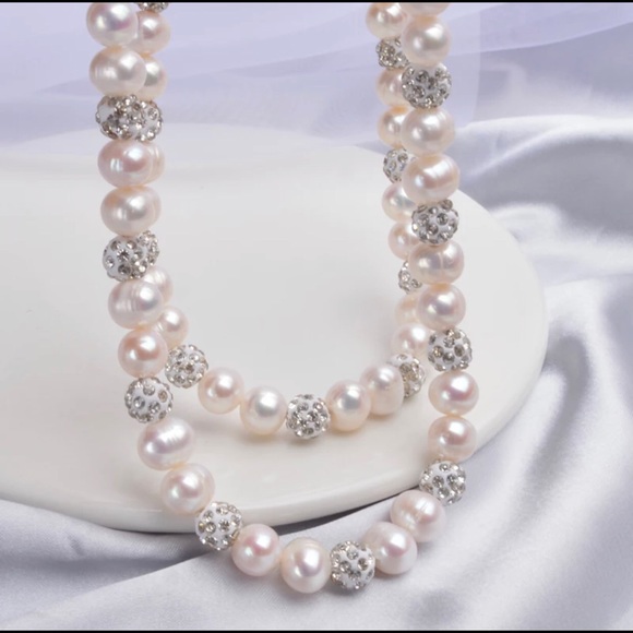 🔥LAST ONE🔥Gorgeous Freshwater Pearl Necklace - Picture 3 of 9